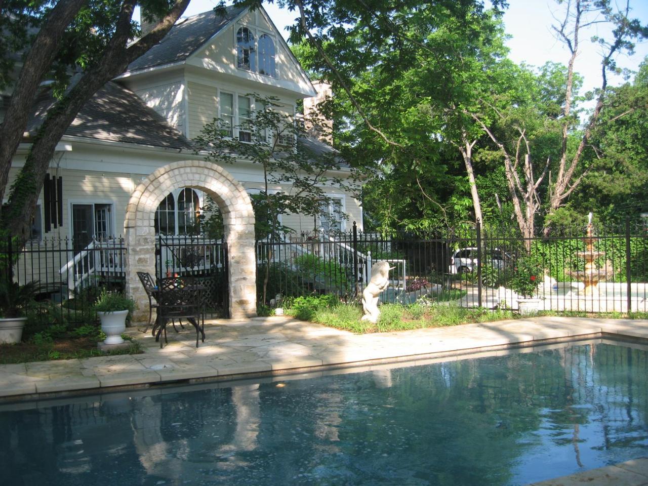 Strickland Arms Bed And Breakfast Austin Exterior foto